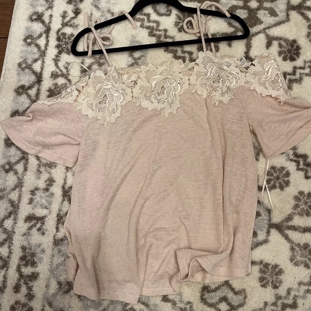 PPLA Size Large Lace Pink Cold Shoulder Short Sleeve Top Tie Straps Blouse